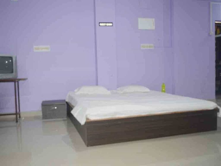 Hotel-Management-Activities-01